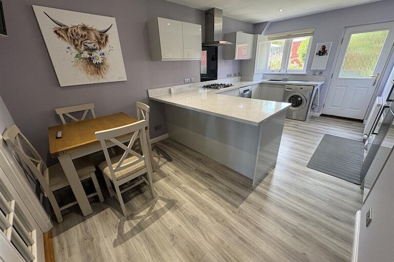 Dining Kitchen.